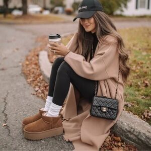 UGG Classic Ultra Mini Platform Boots in Chestnut Size 10